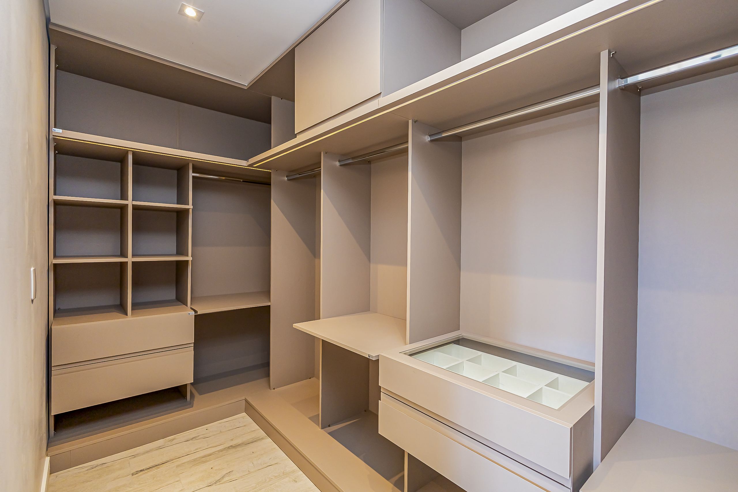 DETT HOUSE - CASA1 - CLOSET